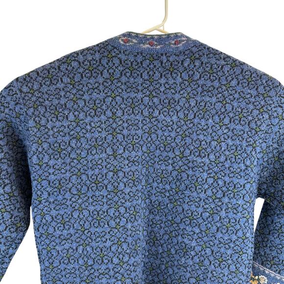 Newton Trading Co Blue Floral Shetland Wool Zip Sweater Womens Medium Grandma - Picture 12 of 16